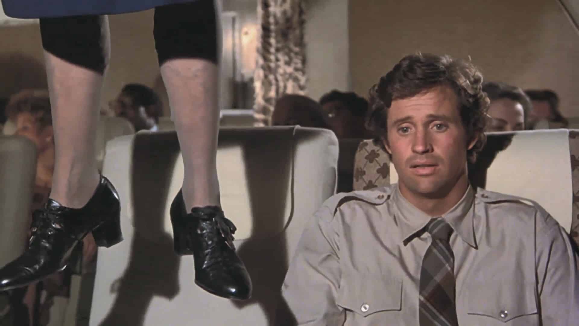 Airplane aka Ima li pilota u avionu ? (1980)