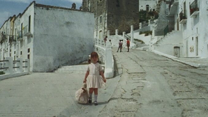 Dont Torture a Duckling (1972)_09